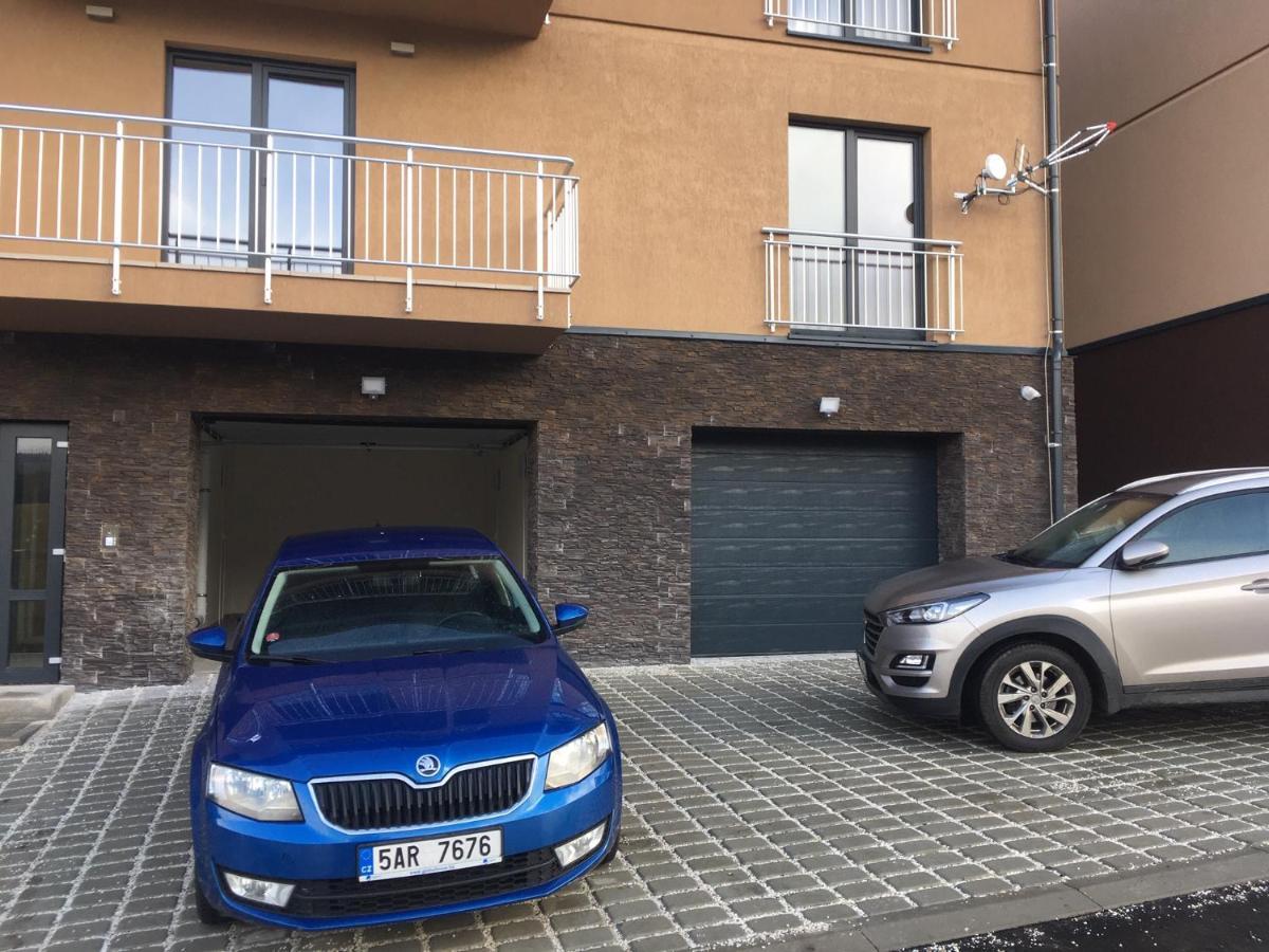 Apartmany Na Vyhledech Loučná pod Klínovcem Exteriör bild