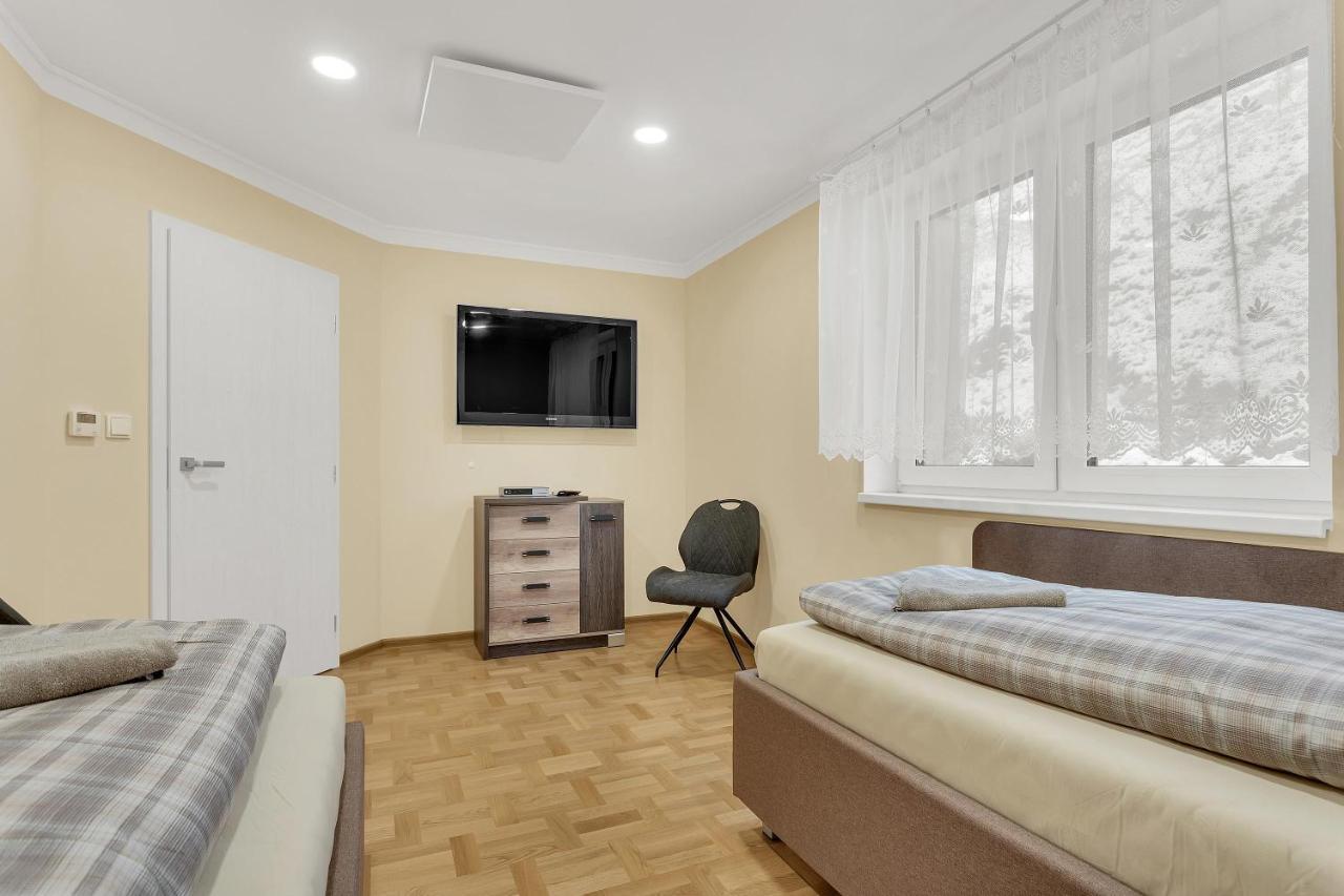 Apartmany Na Vyhledech Loučná pod Klínovcem Exteriör bild